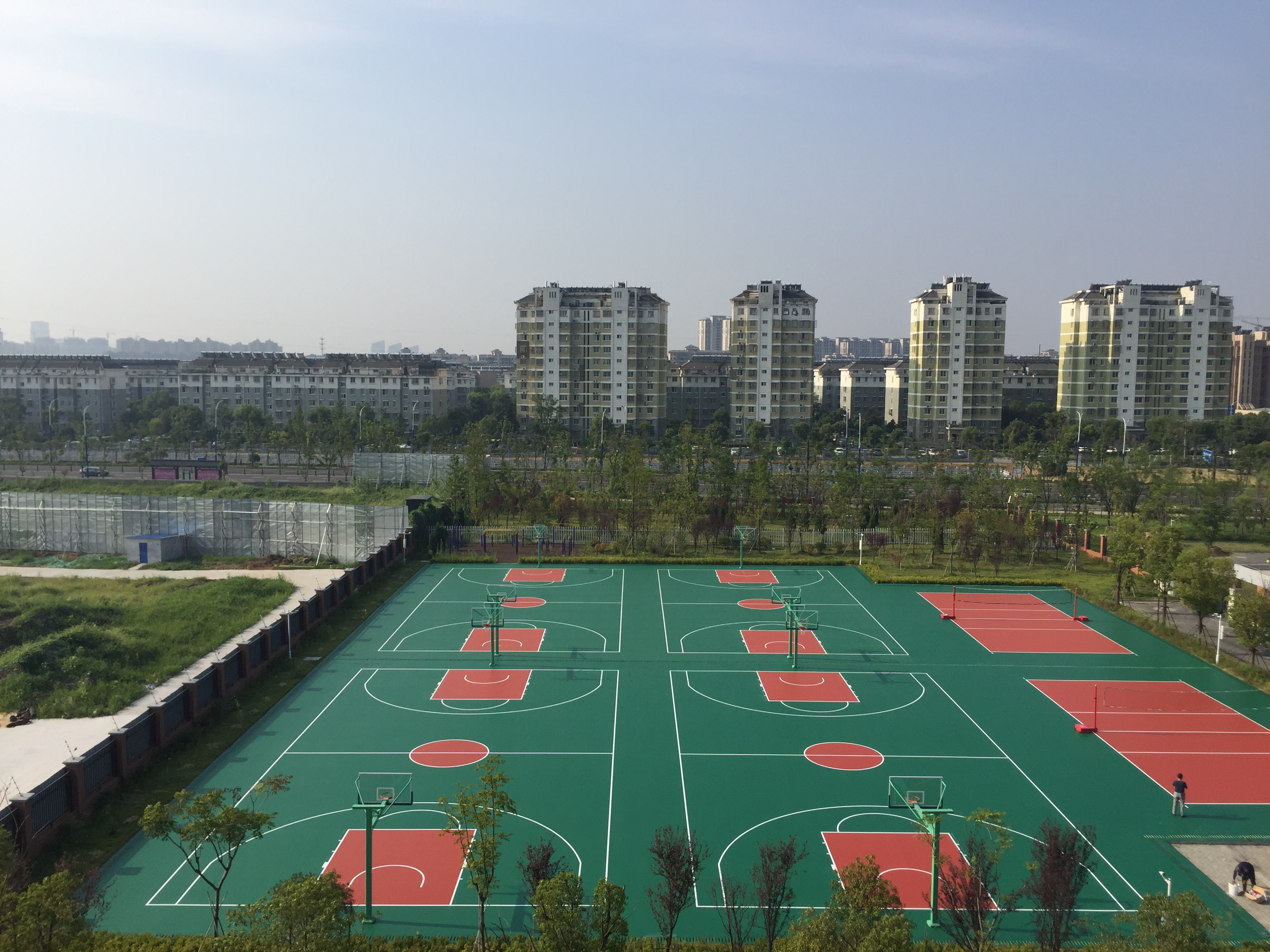 江苏扬州梅岭中学 8mm新国标硅pu